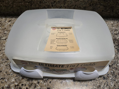 Wilton Ultimate 3-in-1 Cupcake Muffin Cake Caddy Carrier See-Through Holder NEW 