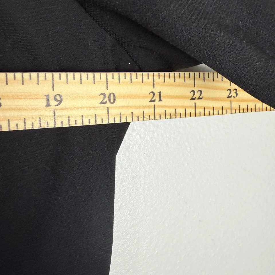 Blusa Miss Dorby Negra Con Cuello Coral Abotonado Manga Corta Talla 14P Foto 4 de 4