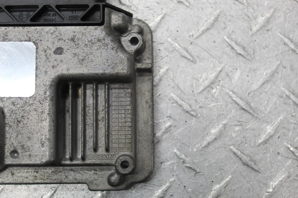 BMW R1200GS ADVENTURE 2010 caja ecu Foto 3 de 4