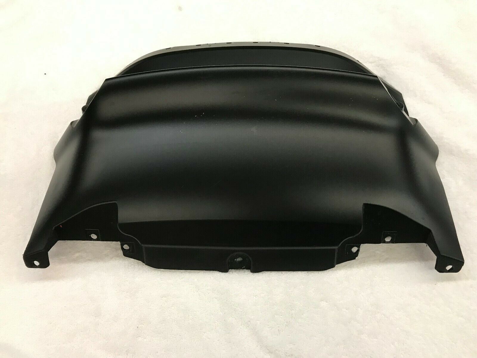 FERRARI 488 GTB SPIDER FRONT BUMPER CENTRAL ZONE CLOSURE OEM 88161200 86709000