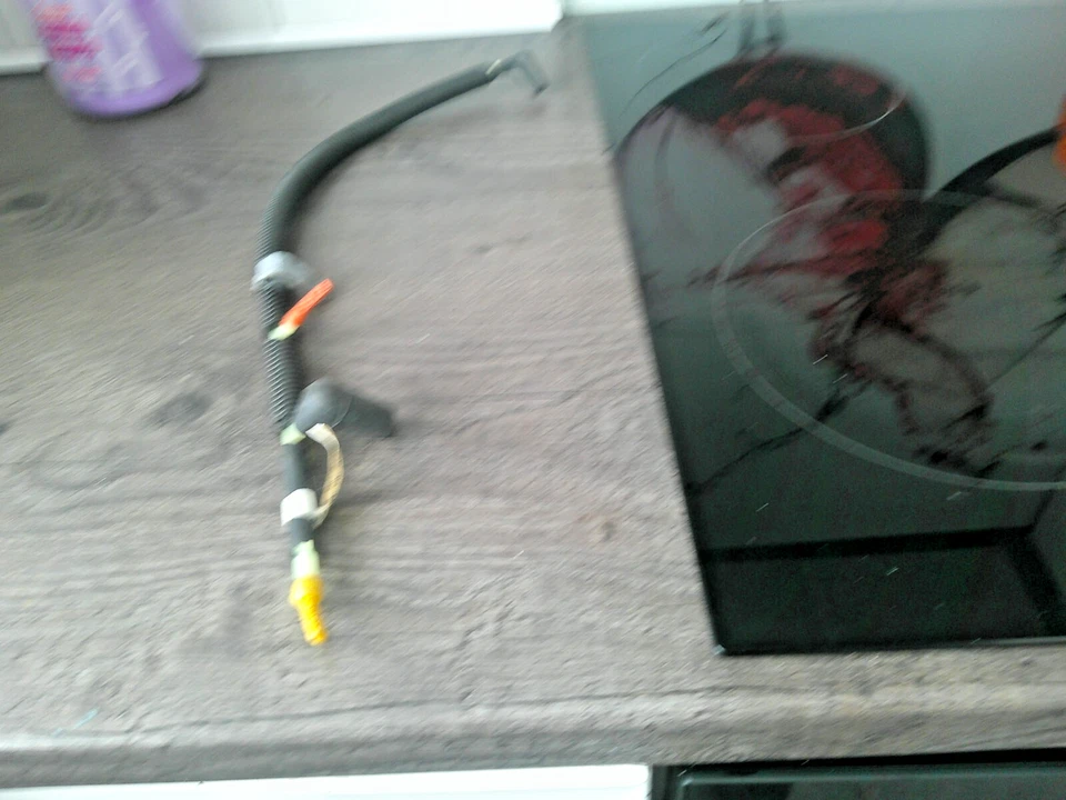 TUBO ASPIRAZIONE ORIGINALE FORD MAVERICK NUOVO - Immagine 3 di 4