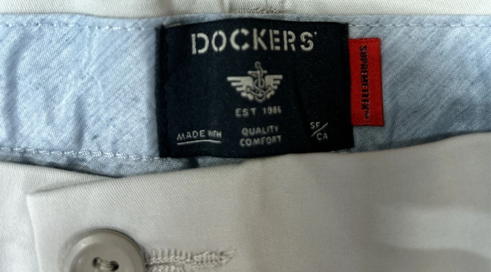 Pantalones Cortos Para Hombre Grandes y Altos Docker’s Ultimate Calce Recto Supreme Flex Talla 58 Foto 3 de 4