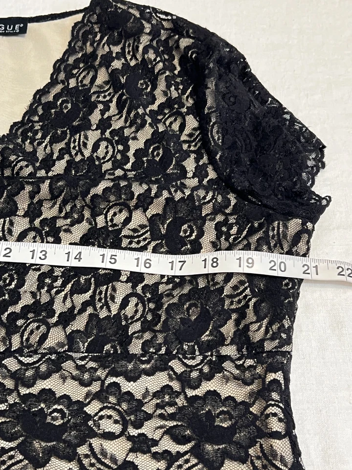 Blusa Top Dialogue Negra Encaje Forrada Desnudo L Transparente Floral Superposición Manga Corta Foto 4 de 4