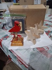 decortive Wooden Decor Lot Of 5 Pieces 1 Picture Frame. 1 Red Bird  3 Stars.