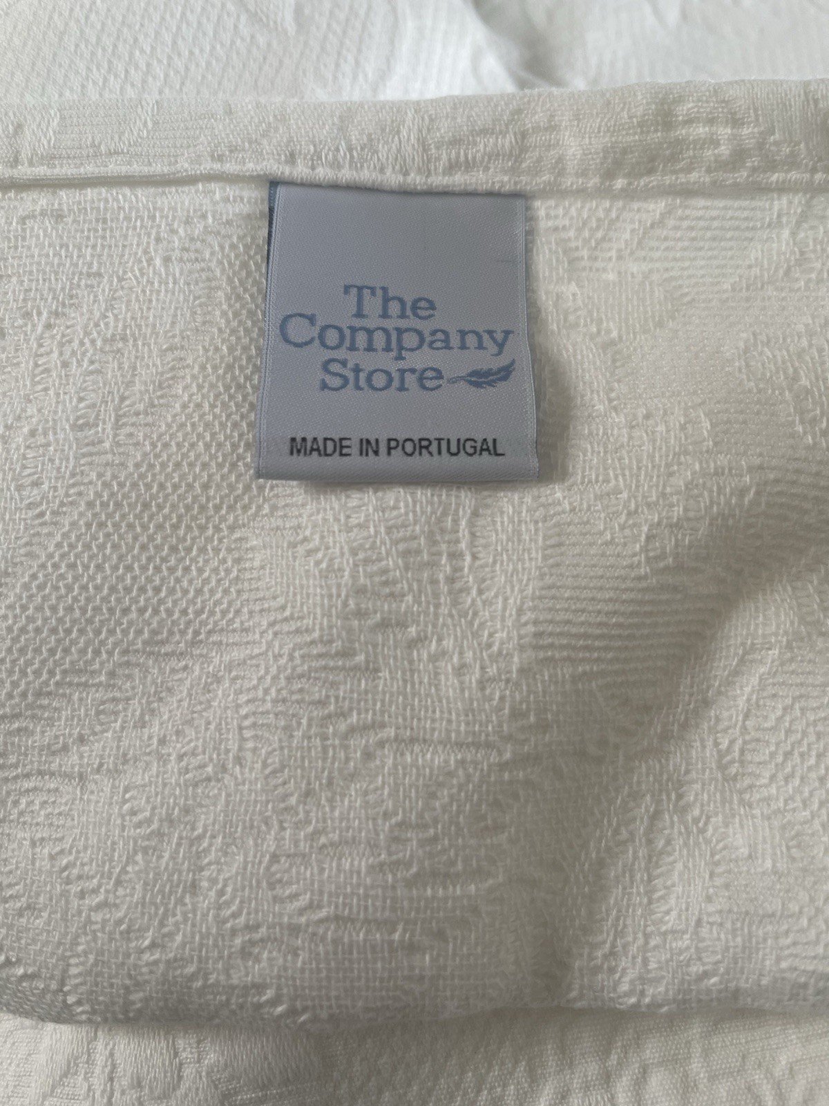 THE COMPANY STORE Chaplin Matelasse Sham 100% Cotton Embossed Sz E (27x27) Set 2