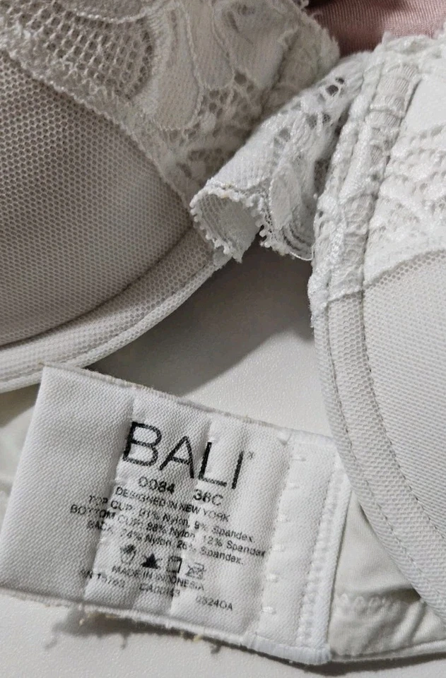 3 sutiãs Bali 38C One Smooth U Live It Up e renda de algodão DF7590, 3353, 0084 - Imagem 3 de 4