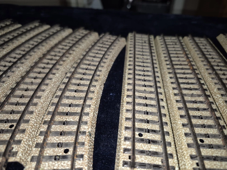 Lot of 25 Pieces Vintage MARKLIN HO Scale M Track Straigh Curves Switches - Image 3 of 4