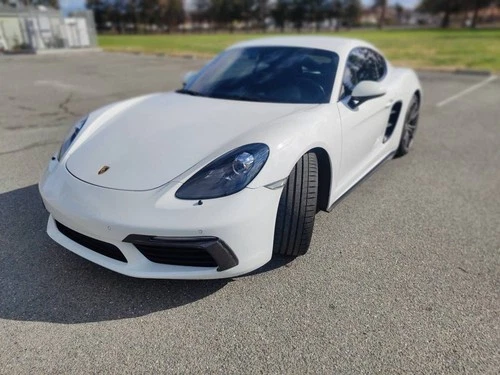2018 Porsche 718 Cayman S Image 1 of 4