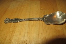 Wm. A. Rogers Silverplate Berry/Casserole Spoon 9in Art Nouveau Floral — listing 2