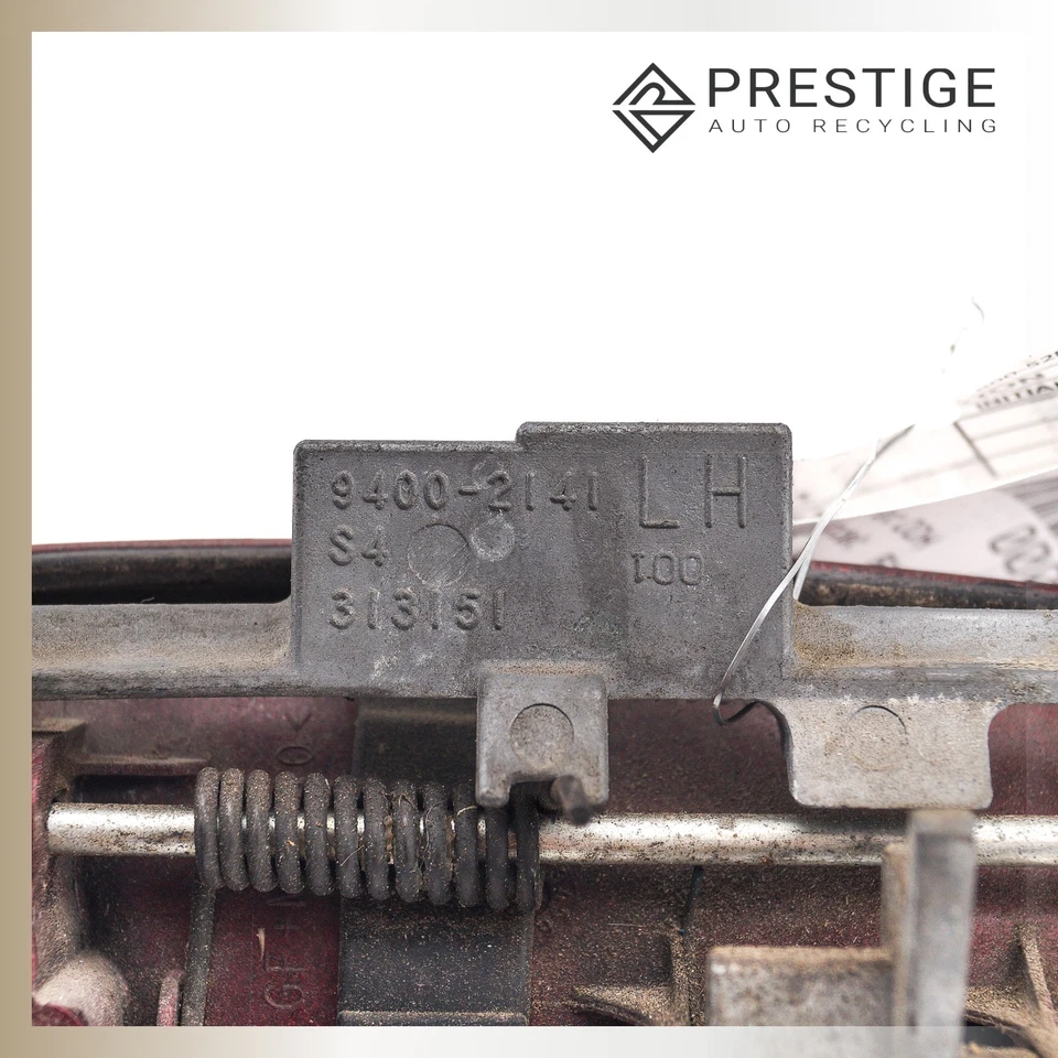 Manija de puerta exterior trasera izquierda Ford Expedition 2007 2008 7L7Z-7826605-AD Foto 4 de 4