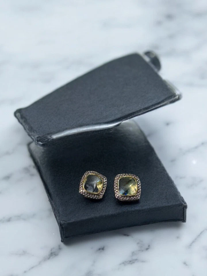 Pendientes de clip francés aguamarina 10 mm circonita cúbica.  Patrón de trigo de dos tonos. Foto 2 de 3