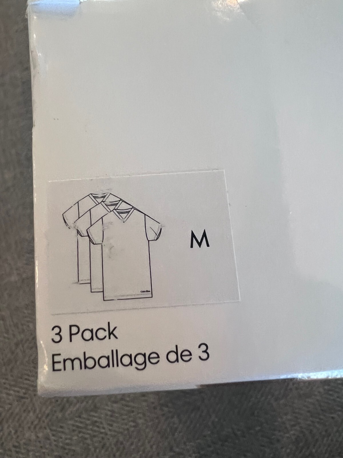 Calvin Klein Cotton Classic Fit 3-Pack V-Neck T-Shirt Medium image 3