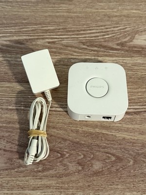 Philips Hue Smart Bridge Lighting Controller Hub 3241312018A & AC Power Supply