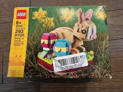 LEGO Easter Bunny Set - 293 Pieces (40463) new in damaged box