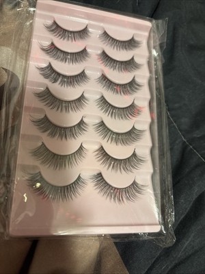 Black Lashes Comes with 7 Pairs Strip Lashes
