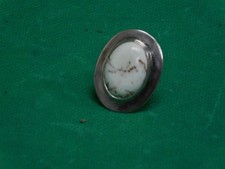 LARGE 1-1/4" NATIVE AMERICAN SILVER WHITE NATURAL STONE RING SIZE 4
