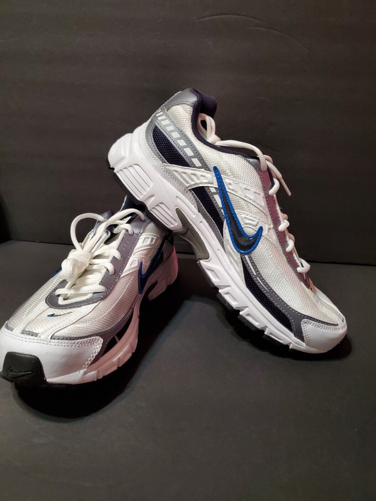 Men Nike Initiator Running Shoes White/Metallic Cool Grey/Obsidian - Sz  9 - NIB