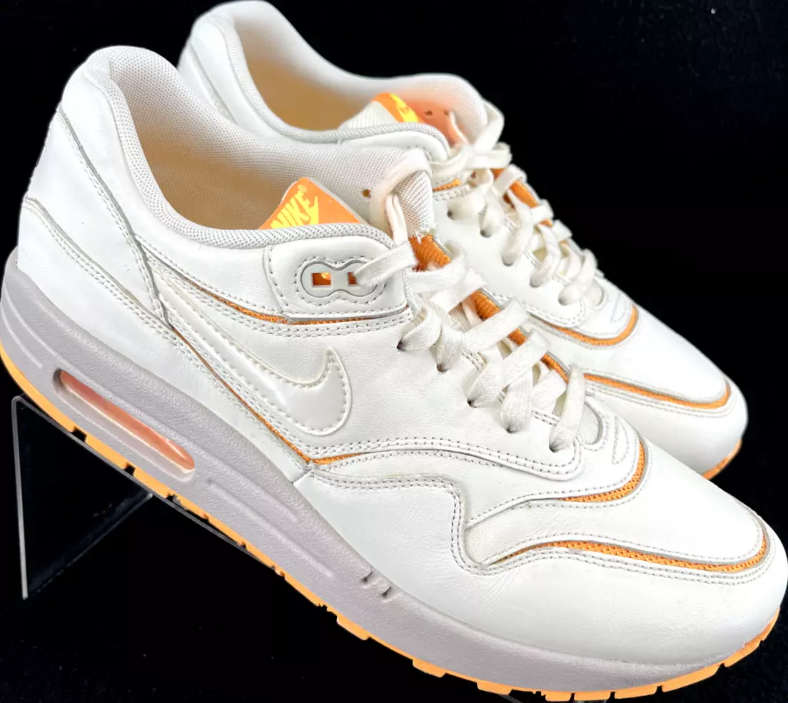 Nike air top max cut out