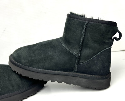 Women's Size Ugg Australia Classic Mini II Winter Boots Black