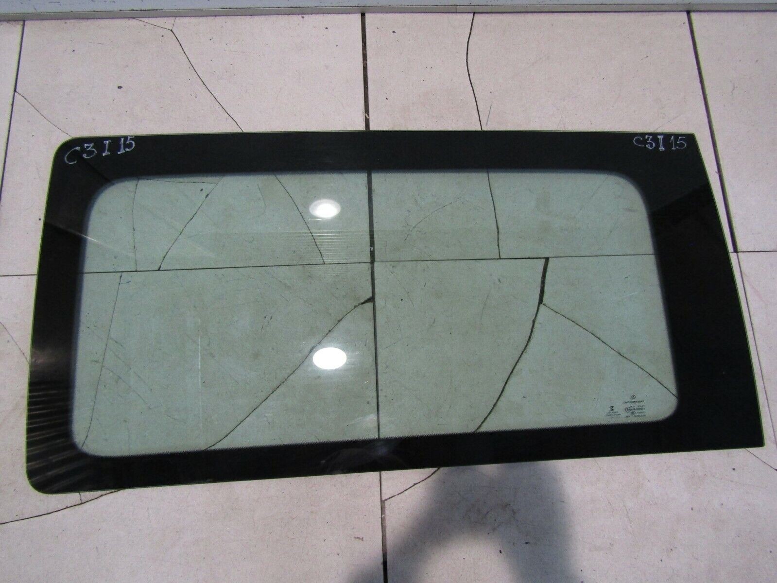 MERCEDES-BENZ V CLASS W447 VITO GENUINE WINDOW GLASS PANEL REF C3I15
