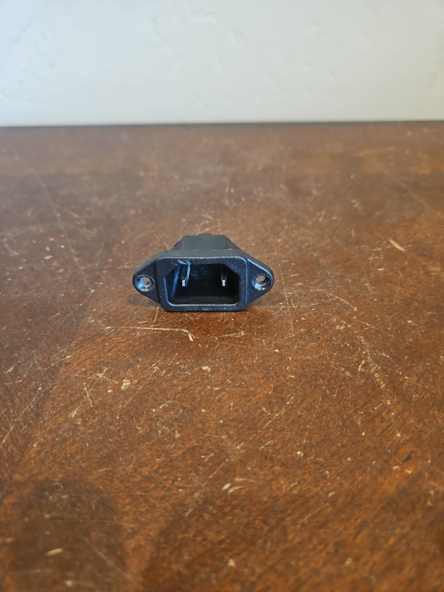 Quantum X QX-8002 Wet/Dry Vacuum Replacement Part Cord Female Plug