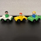 Vintage Fisher Price Little People | Parking Garage Car & Figures Lot | #930