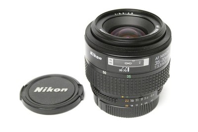 Nikon AF Nikkor  35-70mm / 3,3-4,5    Objektiv gebraucht