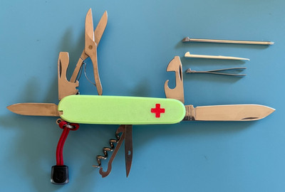 Victorinox , Multitool Plus 91mm 13 Tools Pocket Knife, faint glo-n-dark, lime