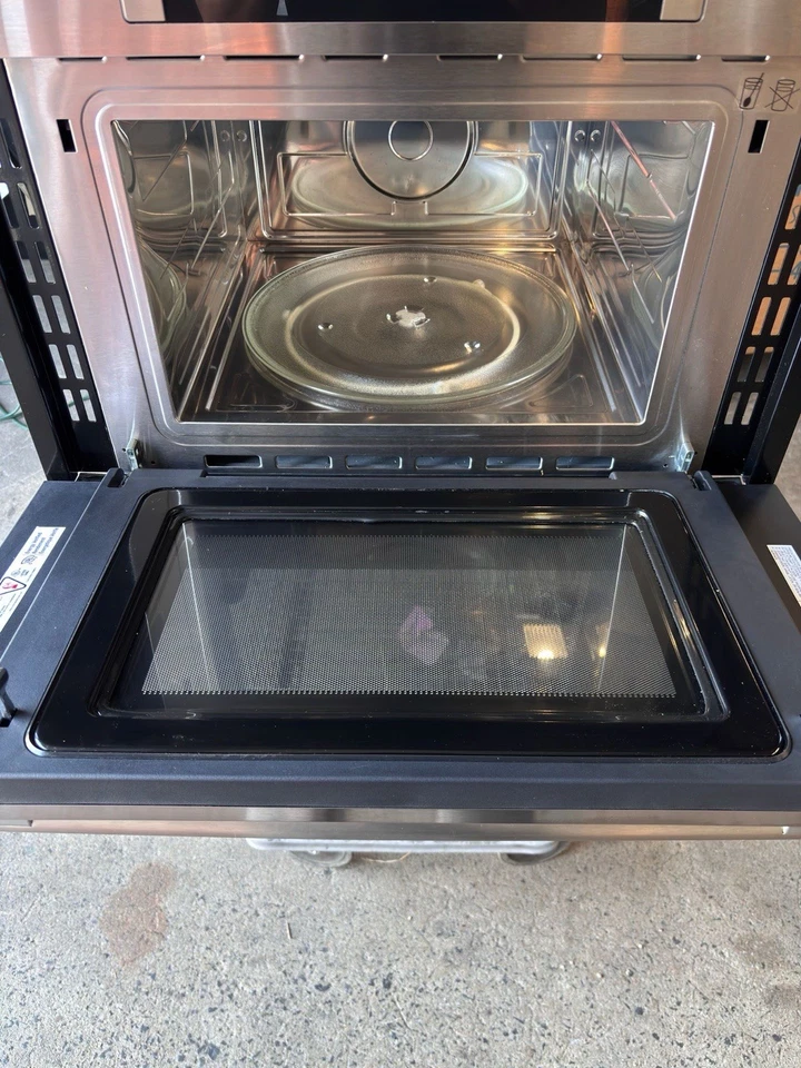 "Horno microondas incorporado Bosch serie 500 HMB57152UC 27""" Foto 2 de 4