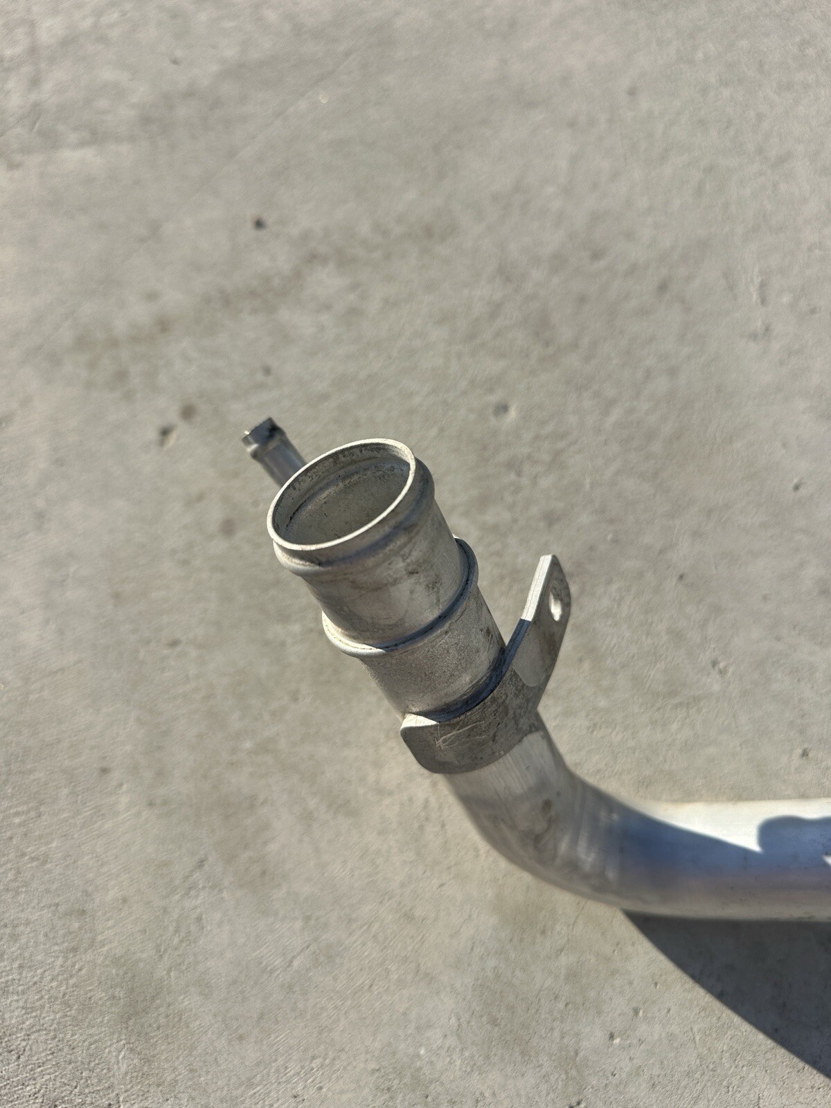 2018 Lamborghini Huracan Audi R8 RH Coolant Pipe 4S0121064E