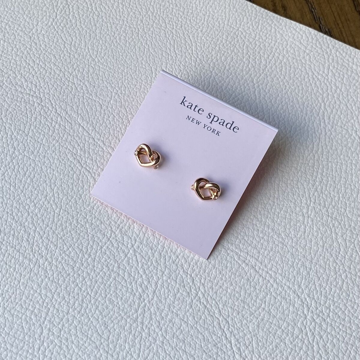 【国内発送】loves me knot studsセール Kate Spade Love Me Knot Studs Earrings | eBay