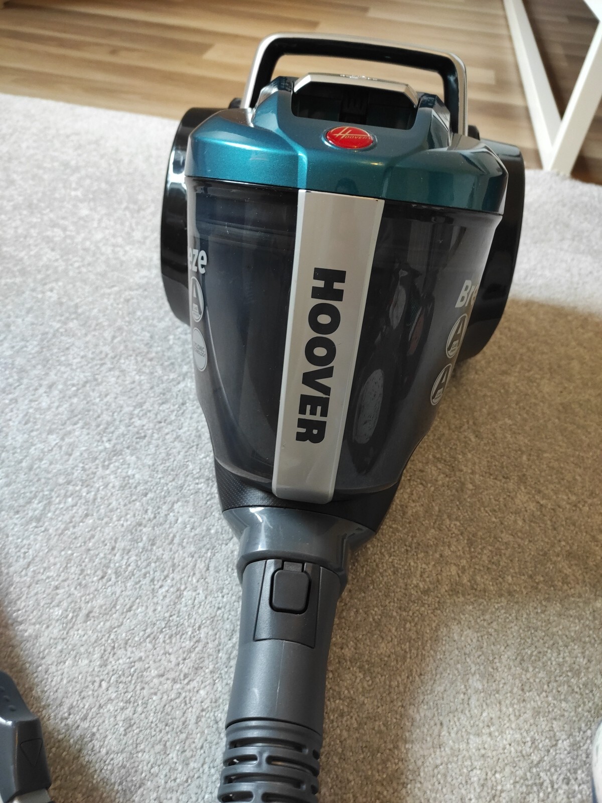 Hoover Breeze Bagless Cylinder Vacuum Cleaner eBay