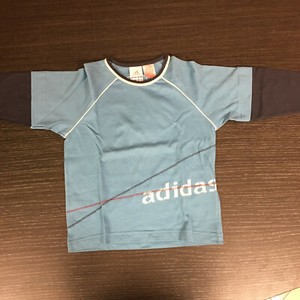 t shirt adidas azzurra