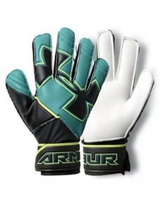 under armour soccer goalie gloves