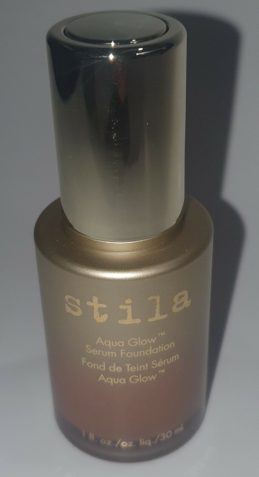 Stila deep Aqua Glow Serum Foundation 1 fl. oz.