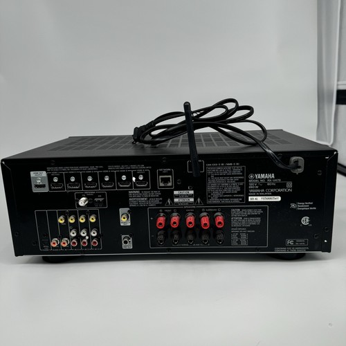 Pacchetto ricevitore A/V Yamaha RX-V479 5.1 canali suono naturale con telecomando 260 Watt - Foto 3 di 15