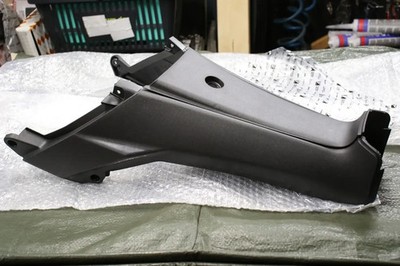 Aprilia SR 50 R Factory Tunnel Verkleidung rechts links mitte 1B005147 AP8269395