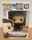 Funko Pop! DC Bruce Wayne / Batman #200 - 2017 Summer Con Excl w/ 7BAP Protector