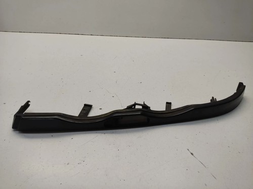 BMW 3 E46 2002 Linke Scheinwerfer Einfassung 8227643 AAA26367