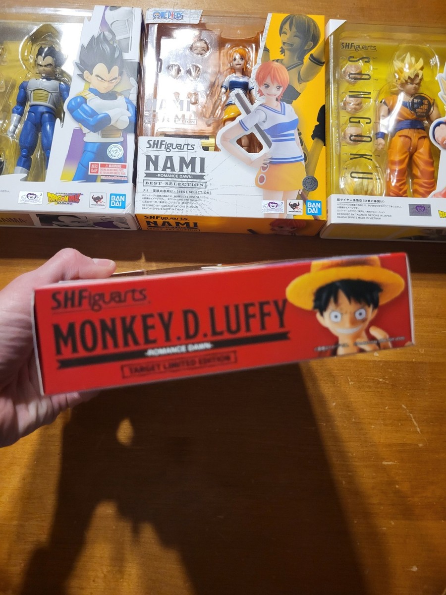 SH Figuarts One Piece Monkey D. Luffy Romance Dawn TARGET EDITION