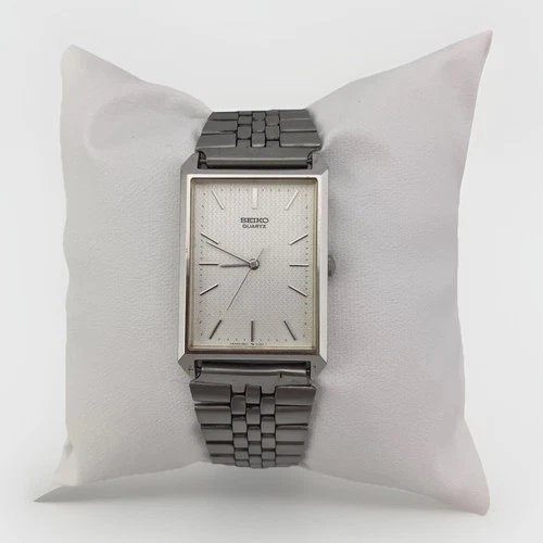 Vtg Seiko Men 23mm Watch Silver Tone Tank Dial Adjustable Band 8621-5130- RUNS