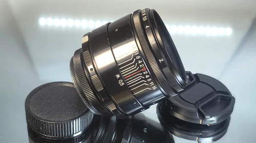 Helios 44-2 58mm f/2 KMZ Soviet Lens , M42 Mount Vintage  manual lens