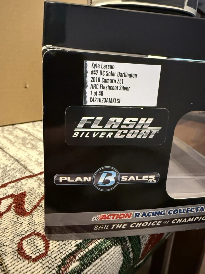 Kyle Larson 2018 #42 1:24 DC Solar Darlington arco flashcoat plateado Foto 3 de 4