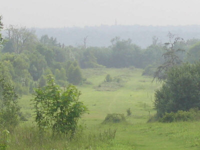 Photo 6x4 Mickleham Downs A long open space 1000m long by 100m wide on  c2007