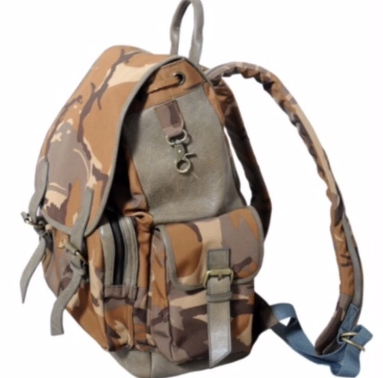 $299 NUEVA Mochila Camuflada Marrón Ejército Impermeable Grande Cuero Bolso de Viaje MalQ Foto 2 de 3