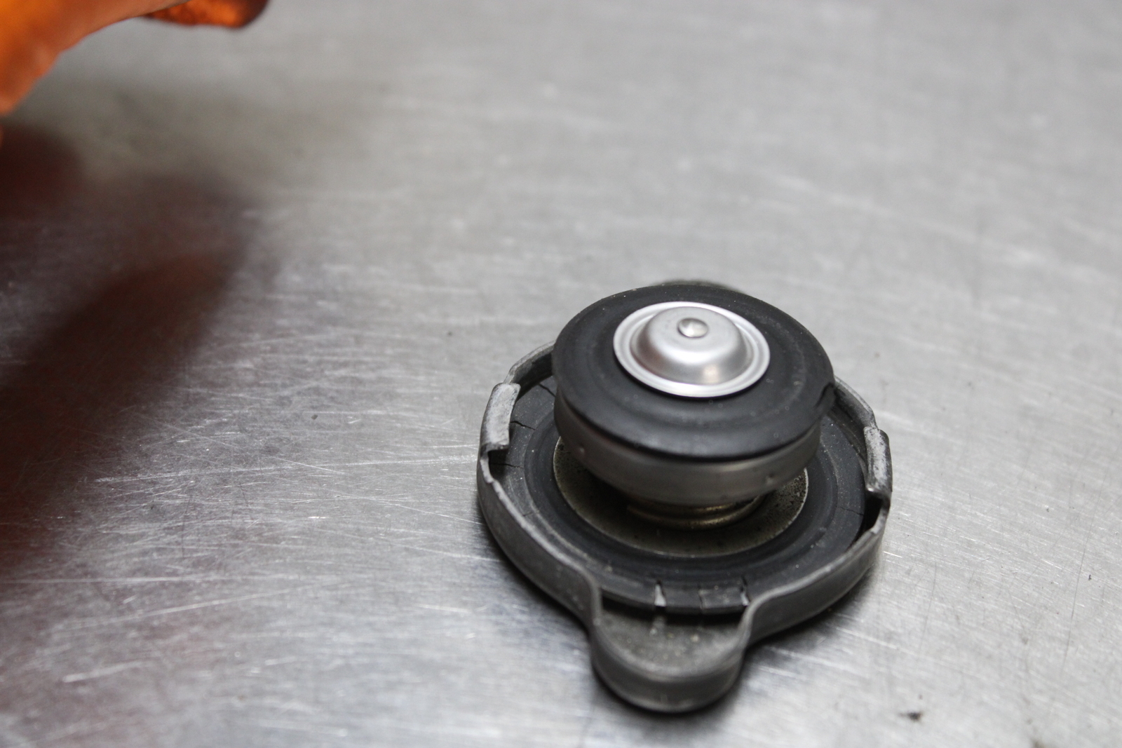 0105 YAMAHA FZ1 Engine Radiator Cap eBay