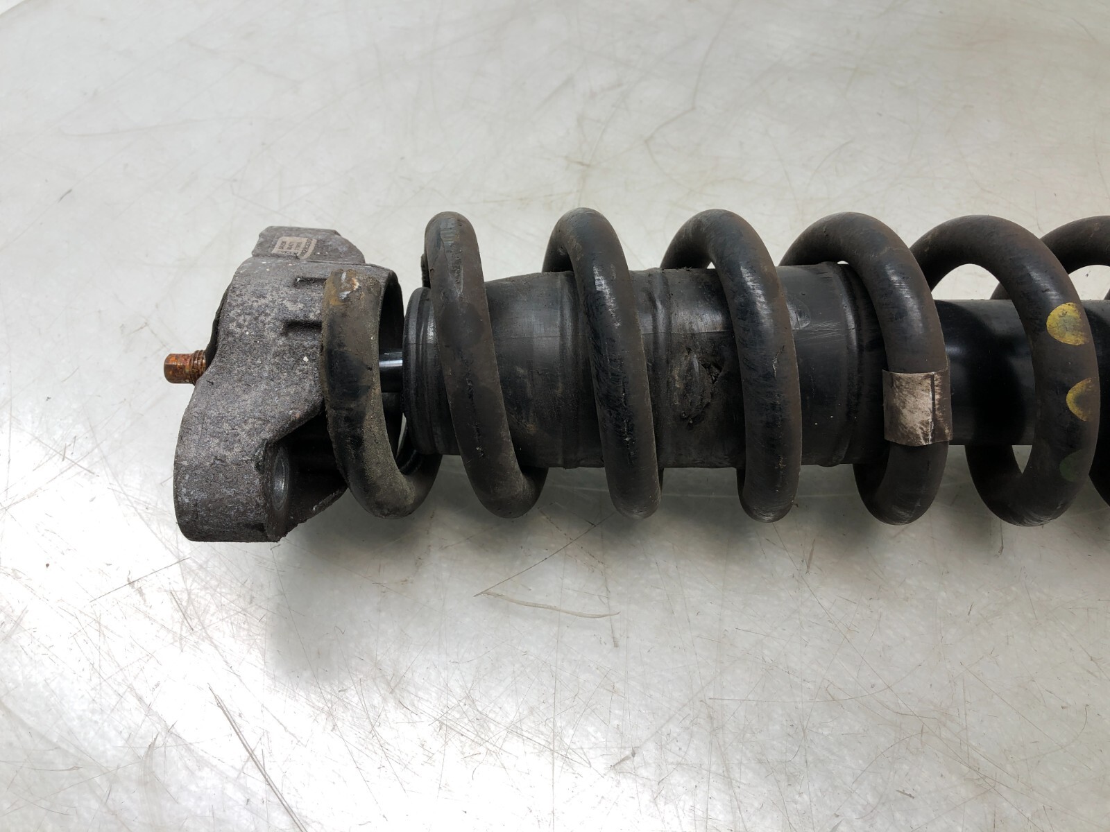 2014-2019 MASERATI GHIBLI SQ4 AWD RIGHT PASSENGER REAR SHOCK ABSORBER STRUT OEM.