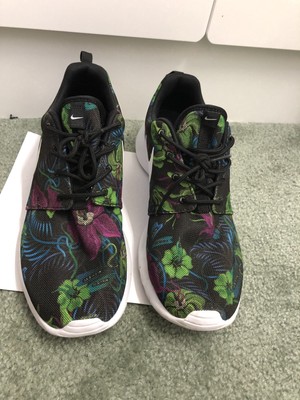 nike roshe run floral print