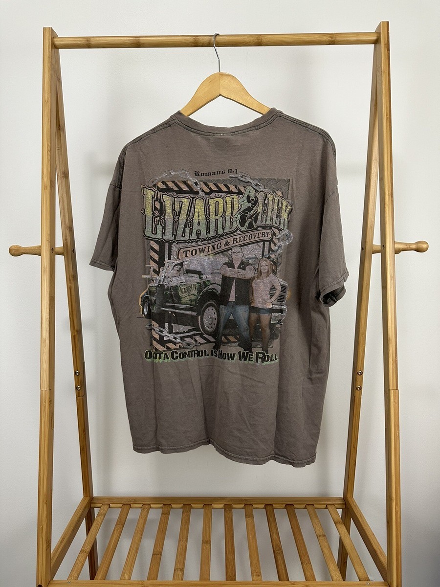 ロゴジャガードの908クレリックTシャツ VTG Lizard Lick TV Show Towing Outta Control Faded Worn WIP
