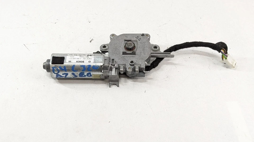 03-09 Mercedes-Benz W203 C280 C240 C320 CLK3 Bosch techo corredizo motor OEM A2038203142 Foto 3 de 4